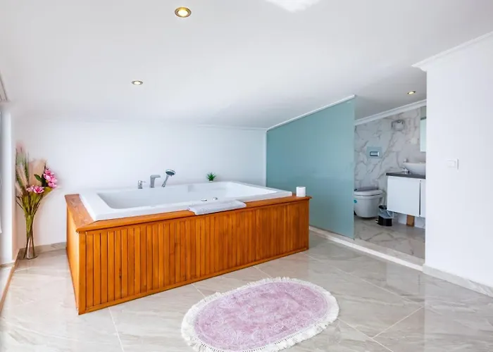 3 Bedroom 1267 Вилла Калкан