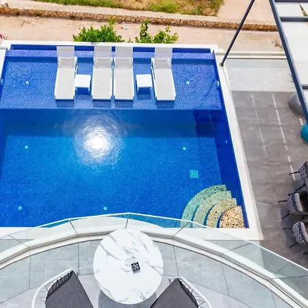 3 Bedroom 1267